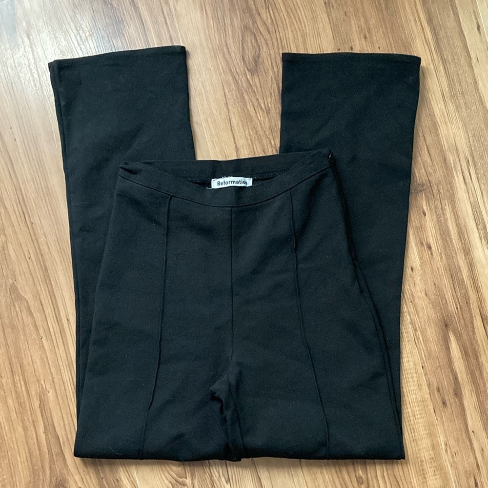REFORMATION Black front pleat cropped flare Pants